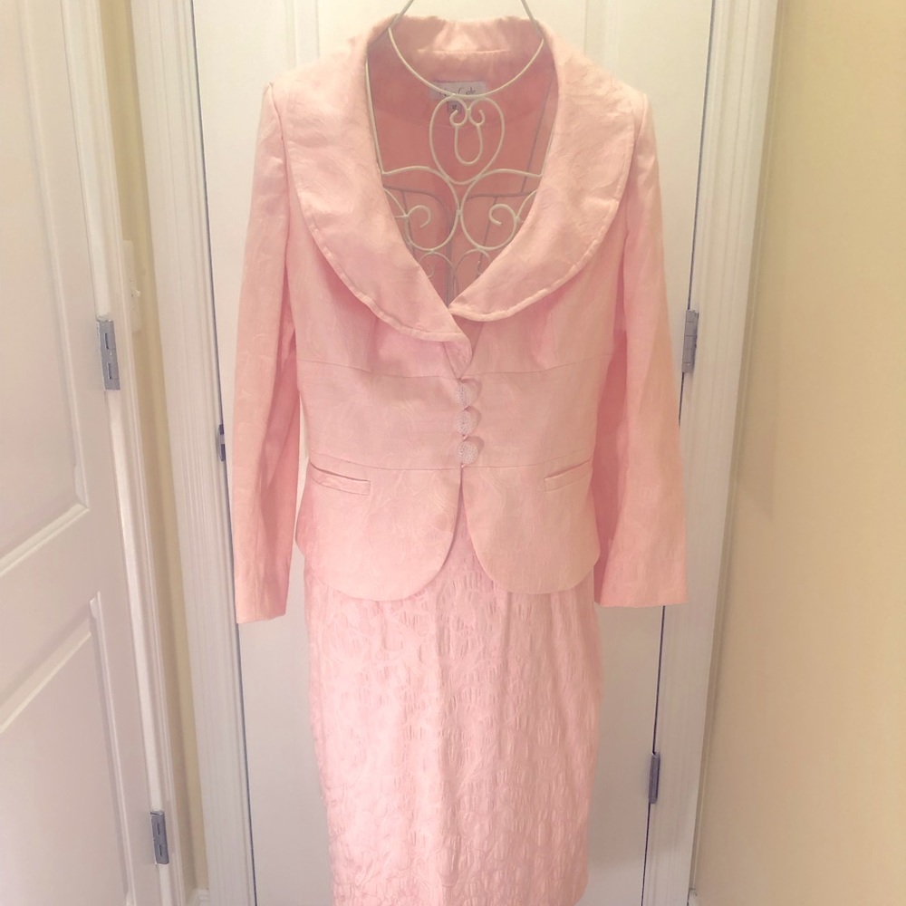 Nina Cole SIZE 12 Elegant Pink Suit